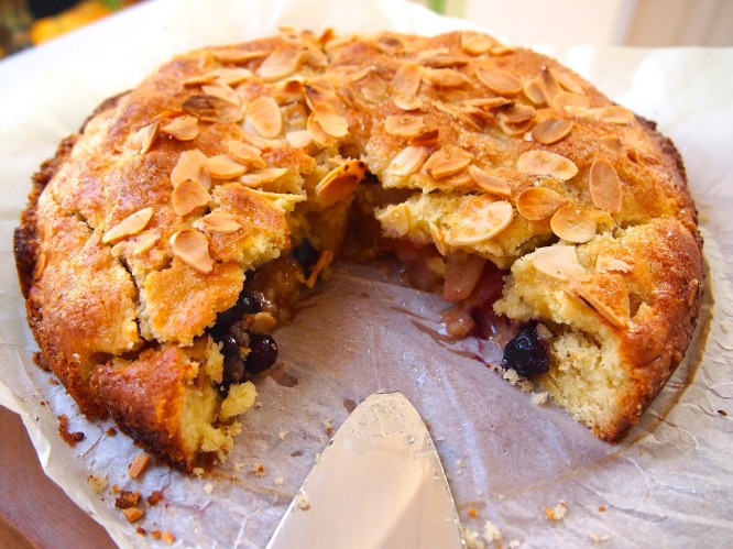 A Cake for Autumn - Pear & Blueberry Shortcake