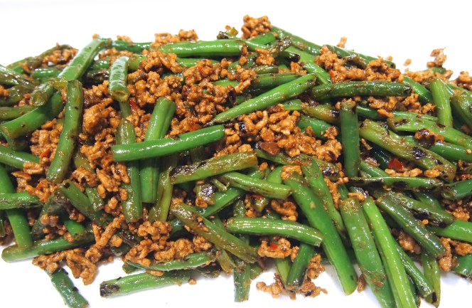 A Great Asian Side Dish - Szechuan Green Beans with Spicy Mince