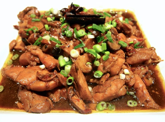 Chinese Red Cooked Chicken with Shitake Mushrooms