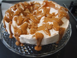 Banoffee Pavlova