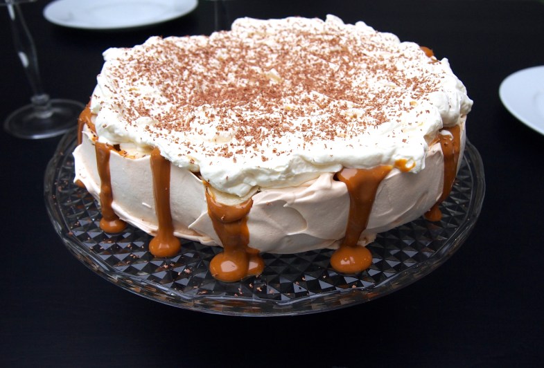 Banoffee Pavlova