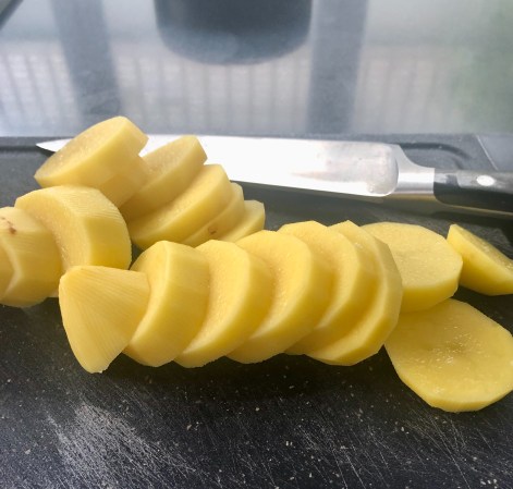 7EF485DA-4BB8-4792-951F-DCB11A5E75B8_1_201_a